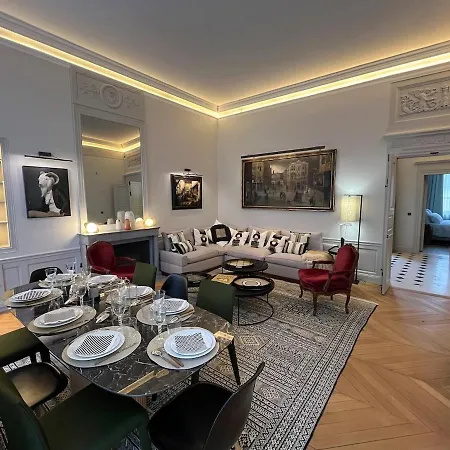 Luxueux / Historique Proche Bon Marche Paris